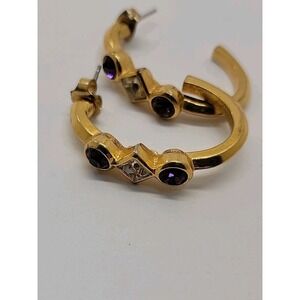 AVON Signed Vintage 1"‎ Hoop Pierced Earrings Purple Rhinestones Gold Tone Metal